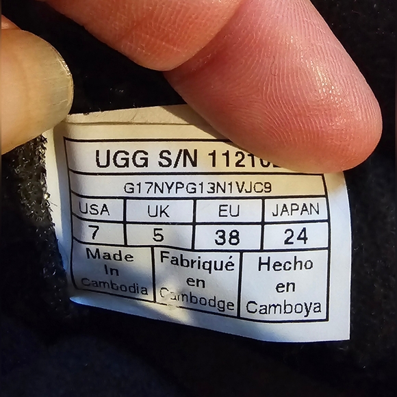 UGG Lakesider Ankle Boots - Picture 2 of 10